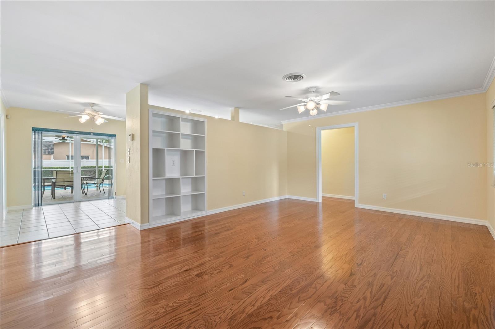Image 5 of 61 For 4201 10th Street Ne