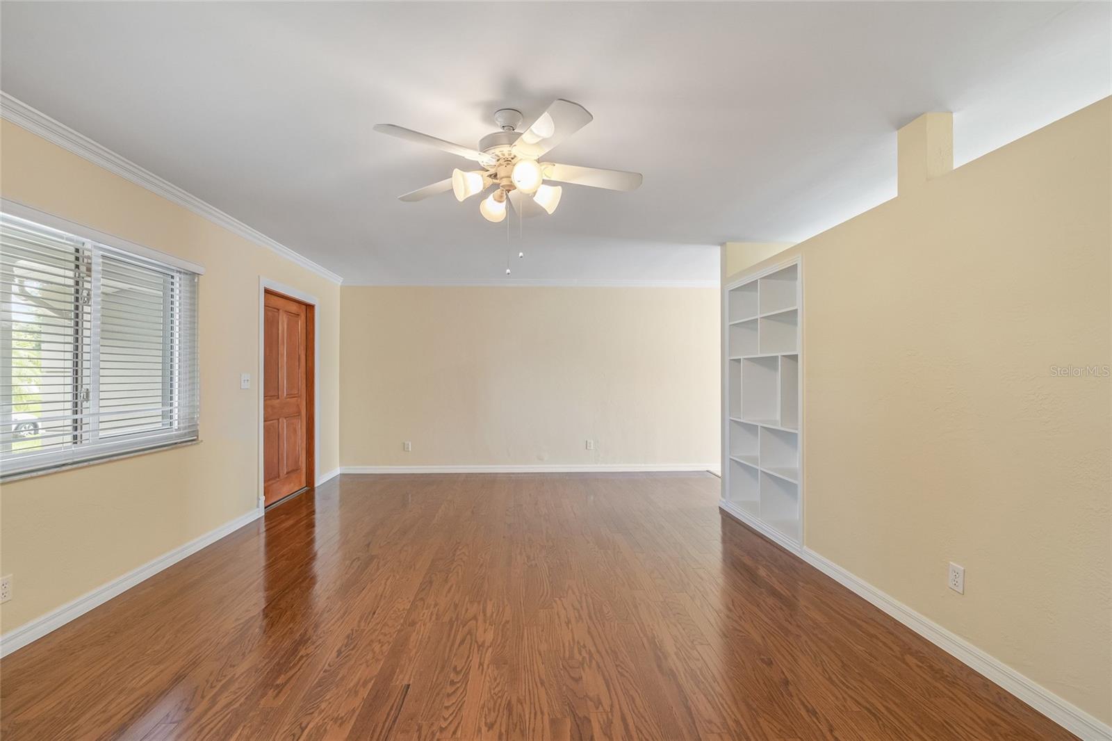 Image 6 of 61 For 4201 10th Street Ne