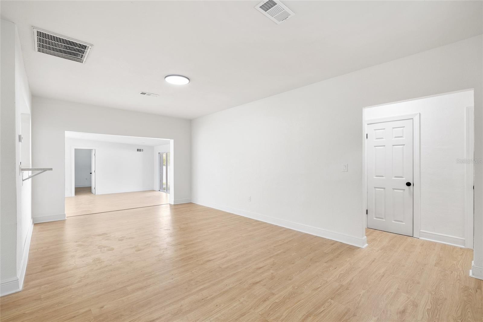 Image 12 of 49 For 5538 Indiana Avenue