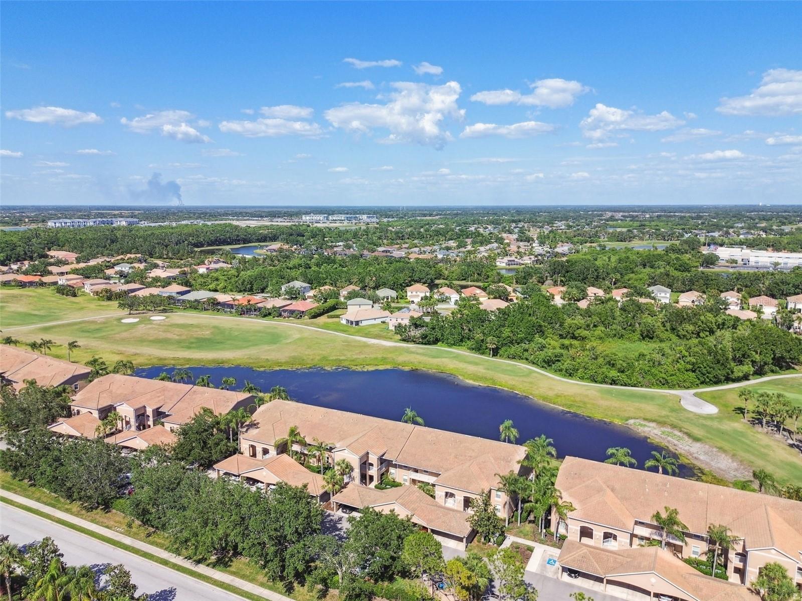 Image 31 of 37 For 1003 Fairwaycove Lane 103