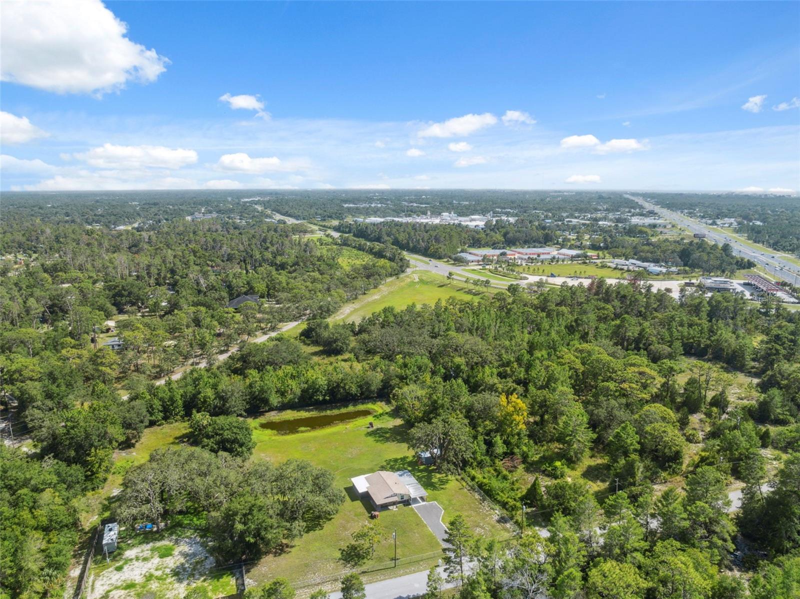Listing photo id 30 for 9536 Gladwin Avenue