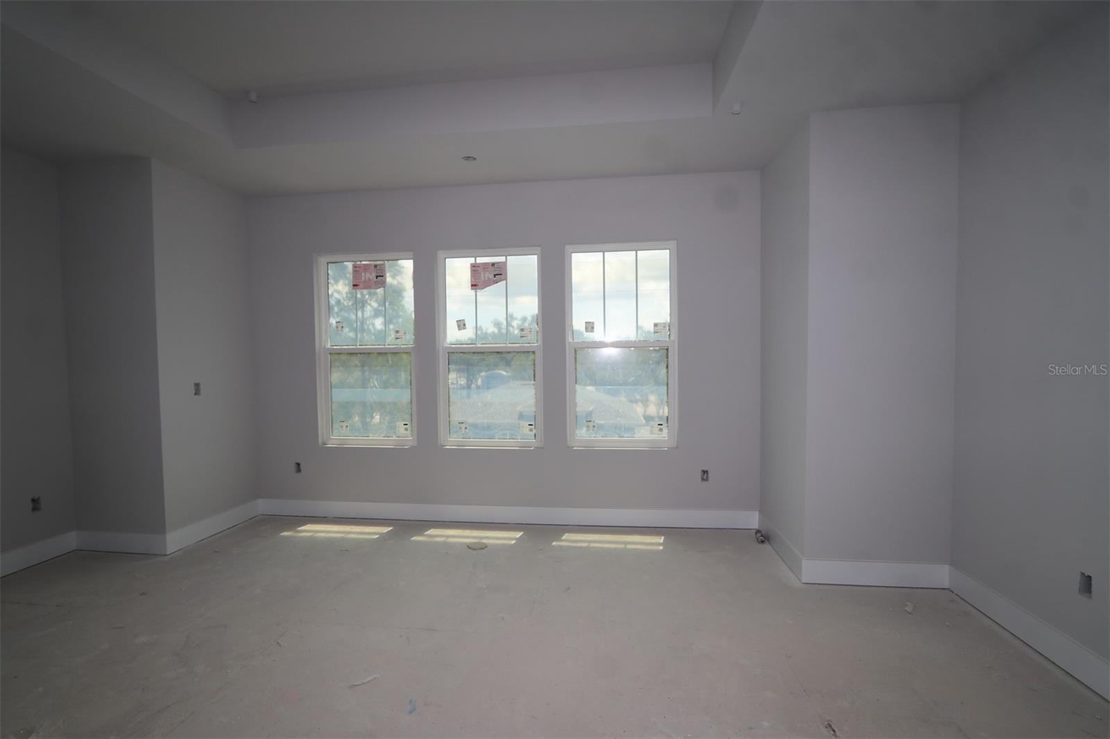 Listing photo id 8 for 491 31st Way N