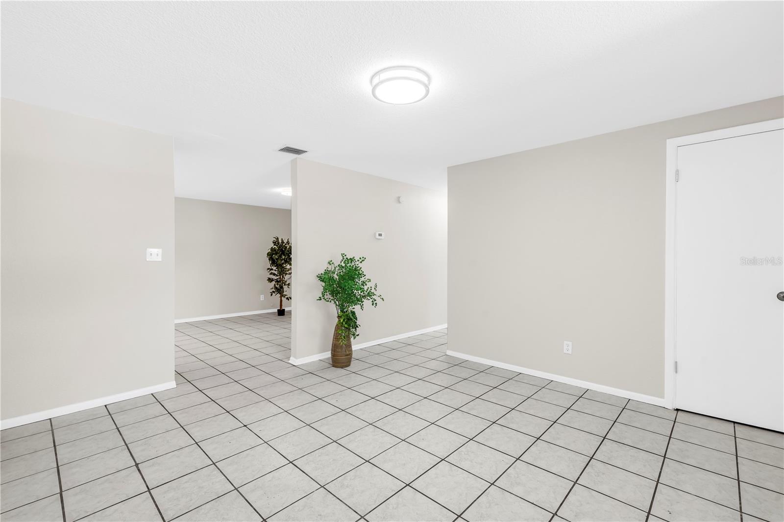 Image 3 of 23 For 10920 111th Street