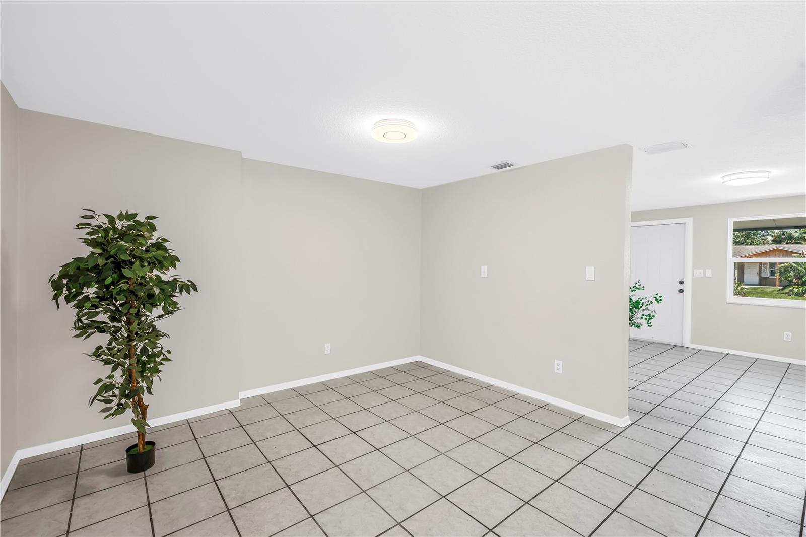 Image 9 of 23 For 10920 111th Street