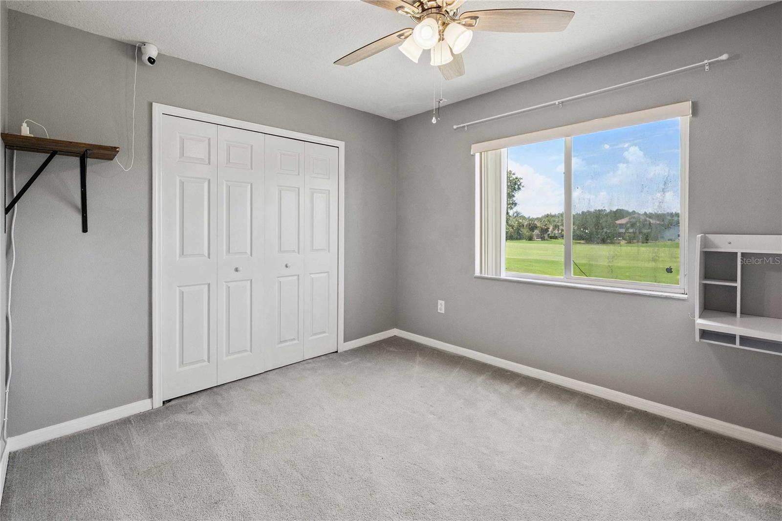 Image 33 of 49 For 18176 Sandy Pointe Drive