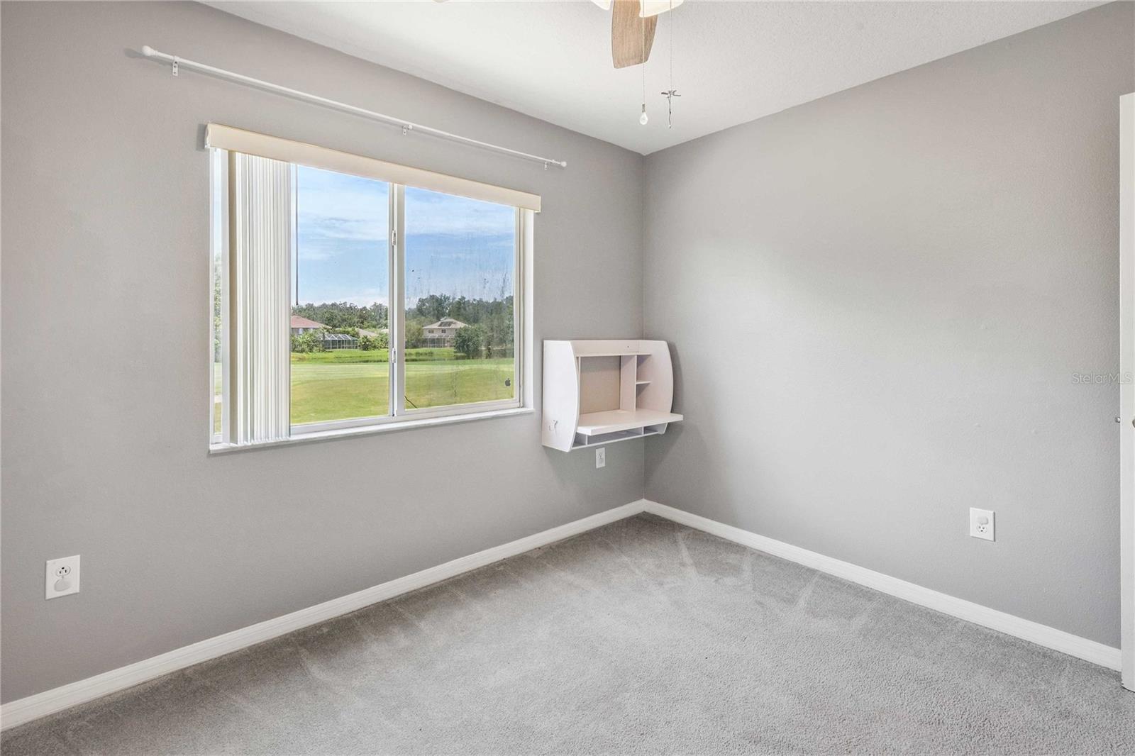 Image 34 of 49 For 18176 Sandy Pointe Drive