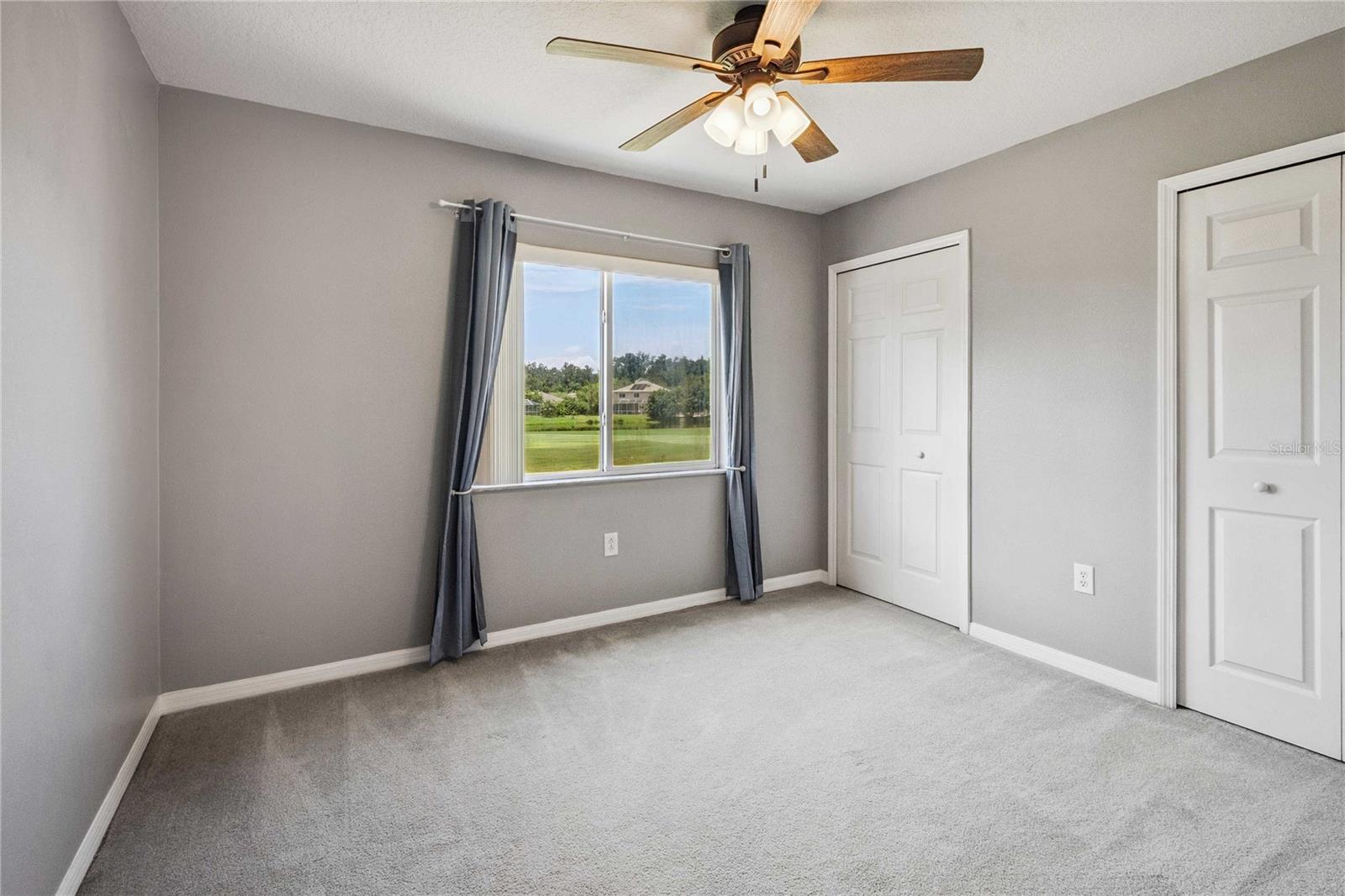 Image 35 of 49 For 18176 Sandy Pointe Drive