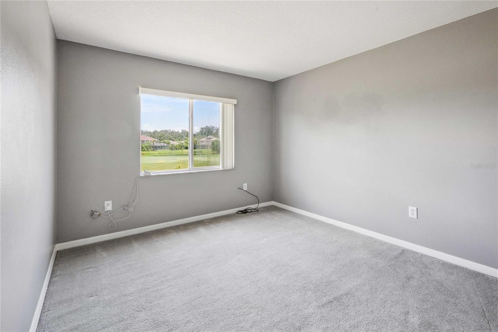 Image 40 of 49 For 18176 Sandy Pointe Drive