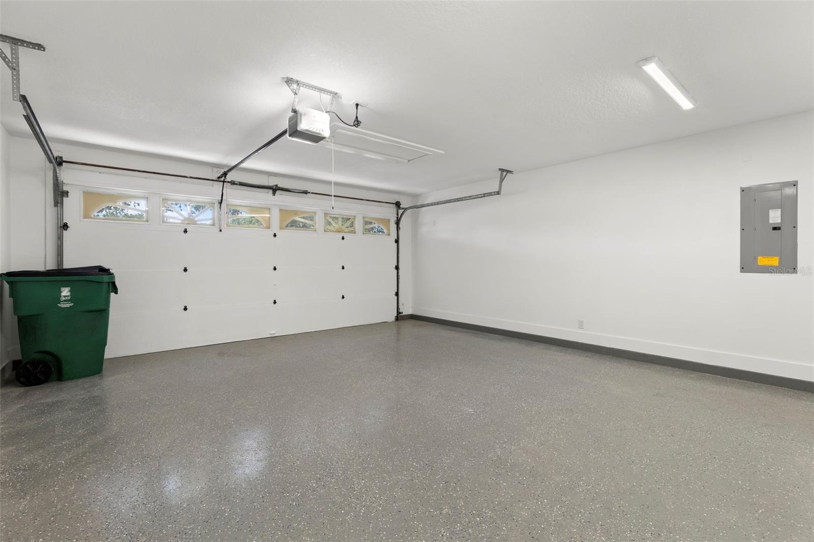Listing photo id 23 for 6549 Brentwood Drive