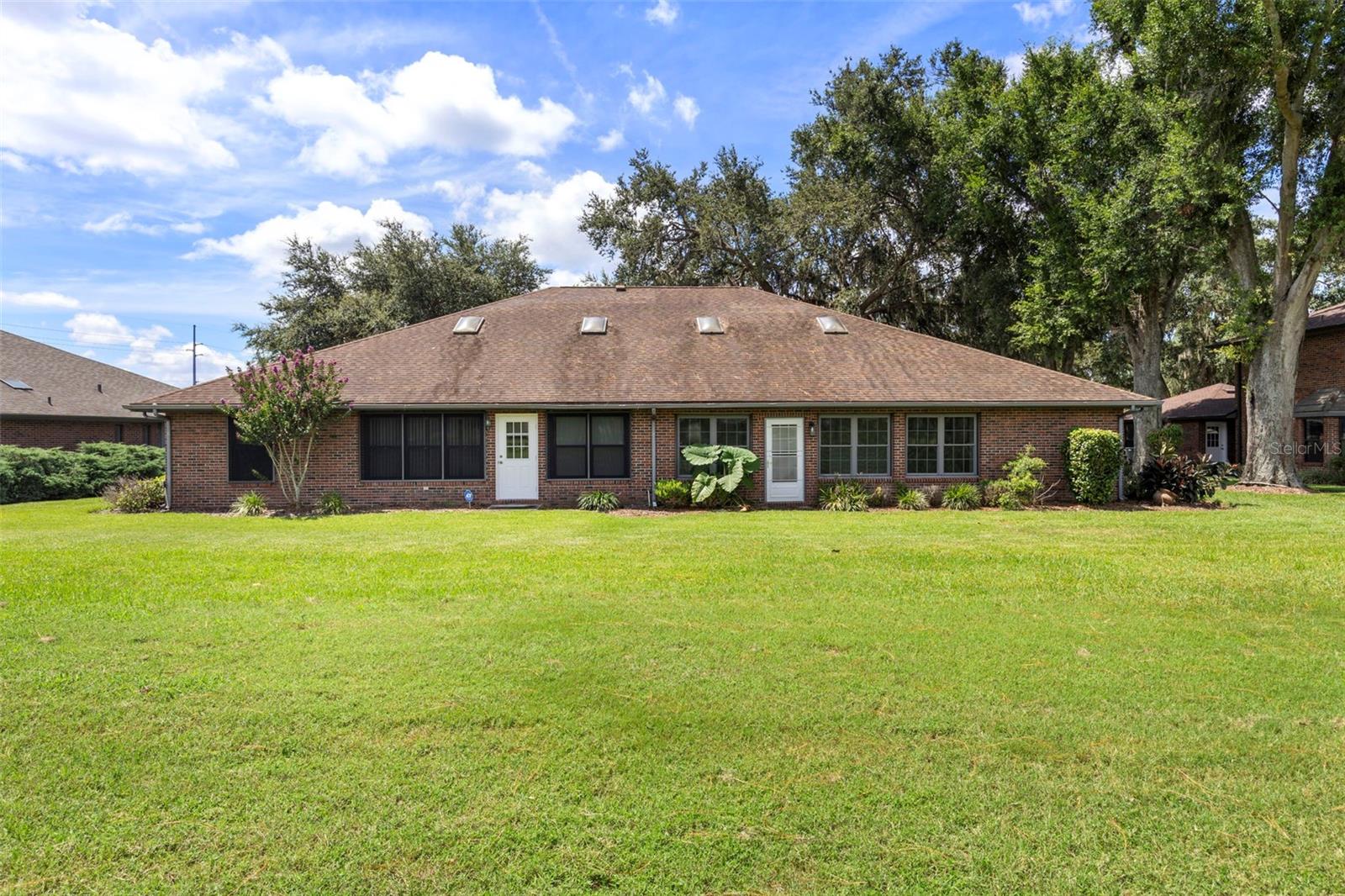 Listing photo id 26 for 6549 Brentwood Drive