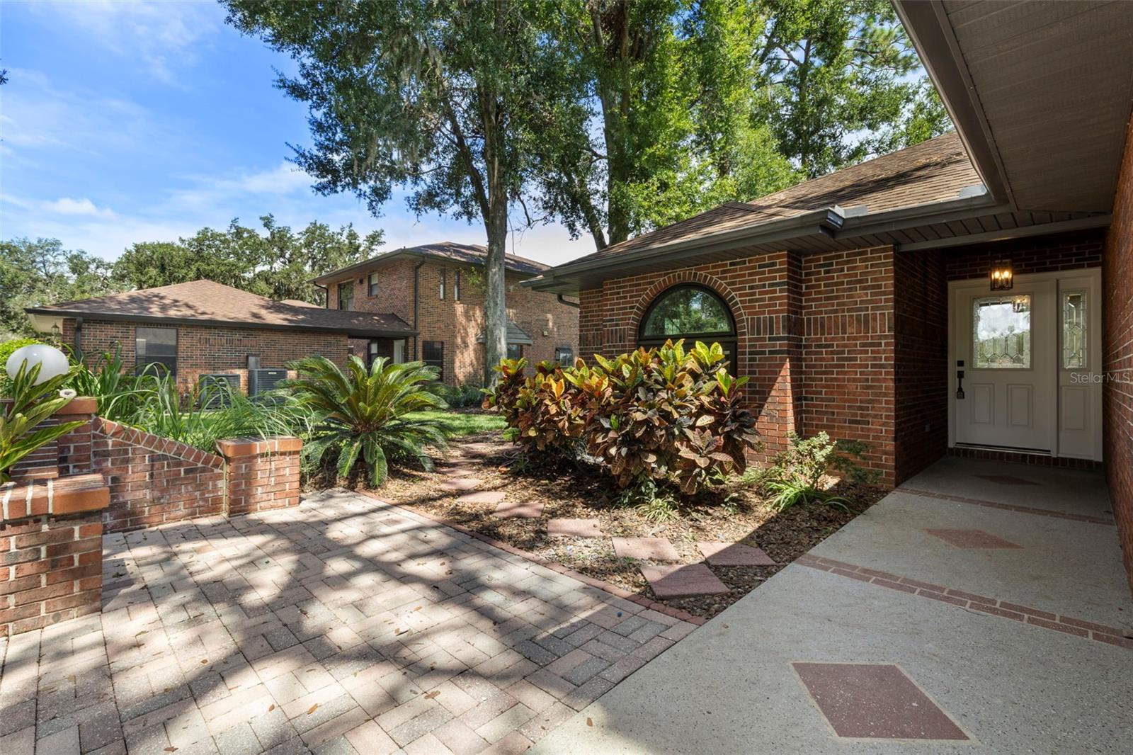 Listing photo id 37 for 6549 Brentwood Drive