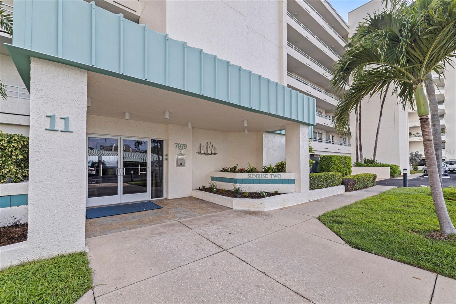 Image 30 of 45 For 7979 Sailboat Key Boulevard S 202