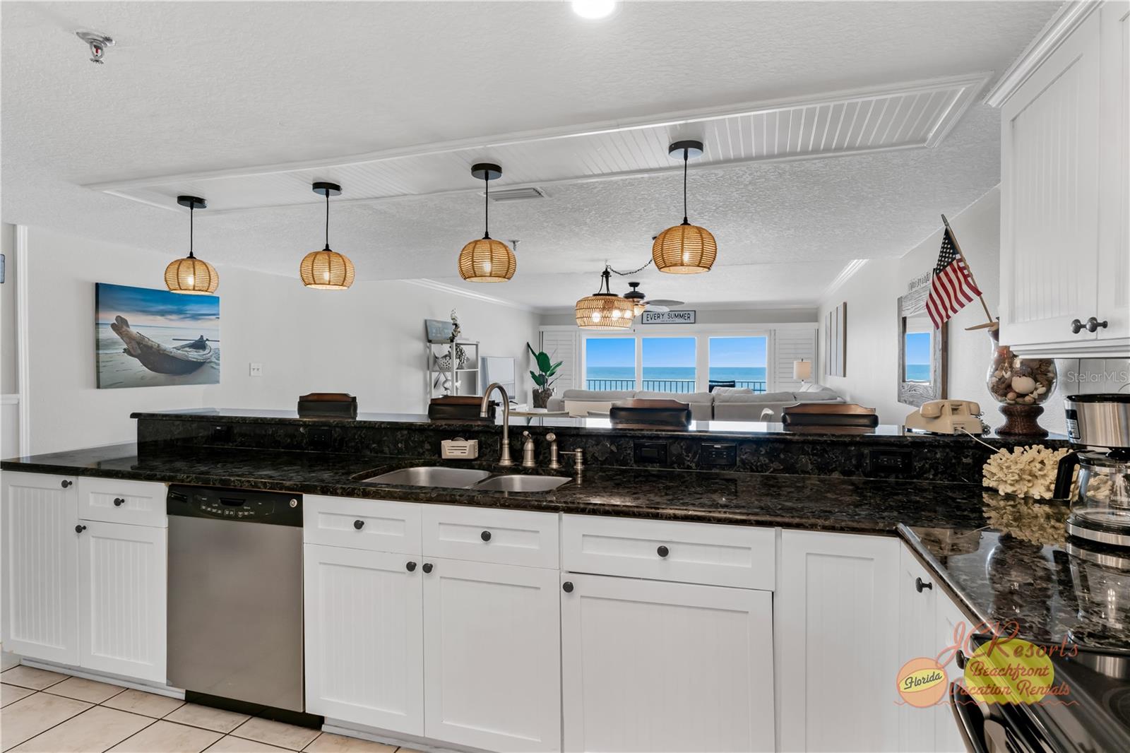 Image 10 of 34 For 18500 Gulf Boulevard 209
