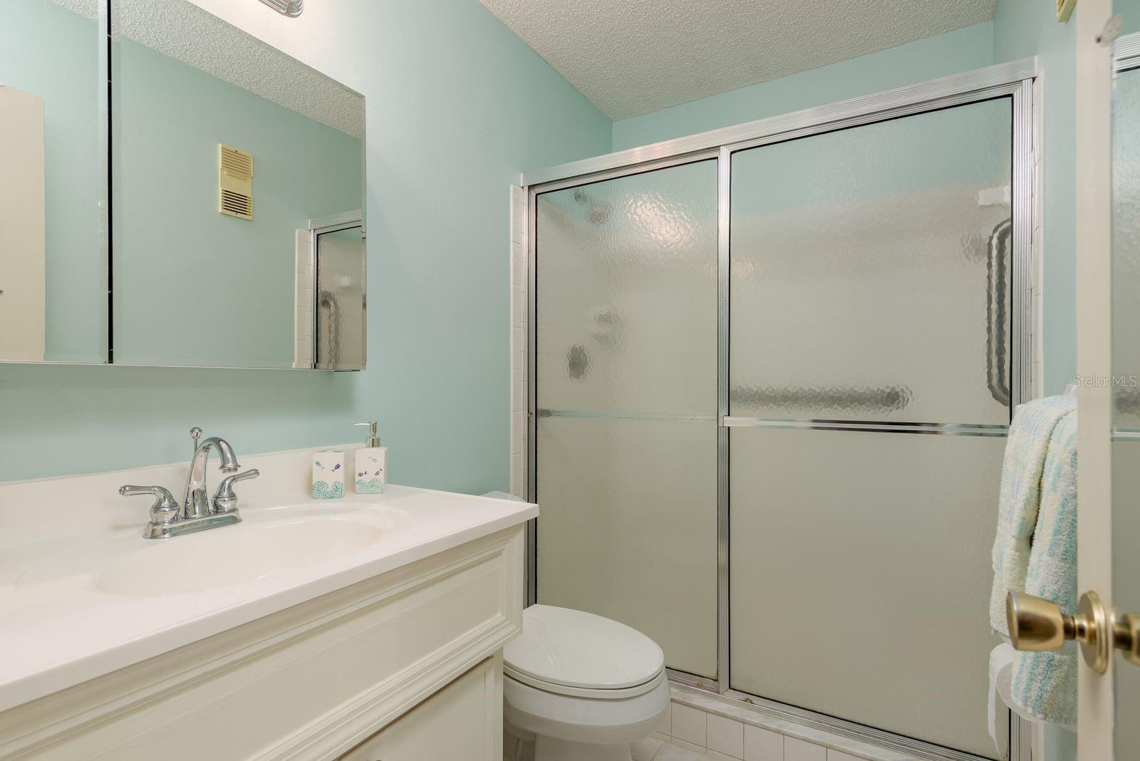 Image 22 of 56 For 7975 58th Avenue N 403