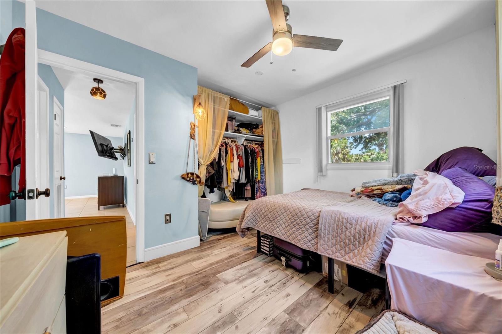 Image 31 of 39 For 762 77th Avenue N
