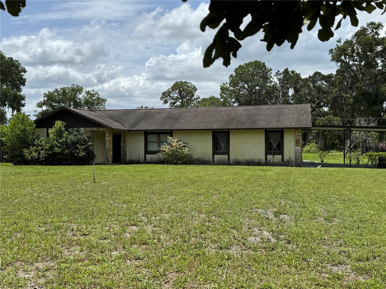 Image 2 of 33 For 5407 Knights Griffin Road