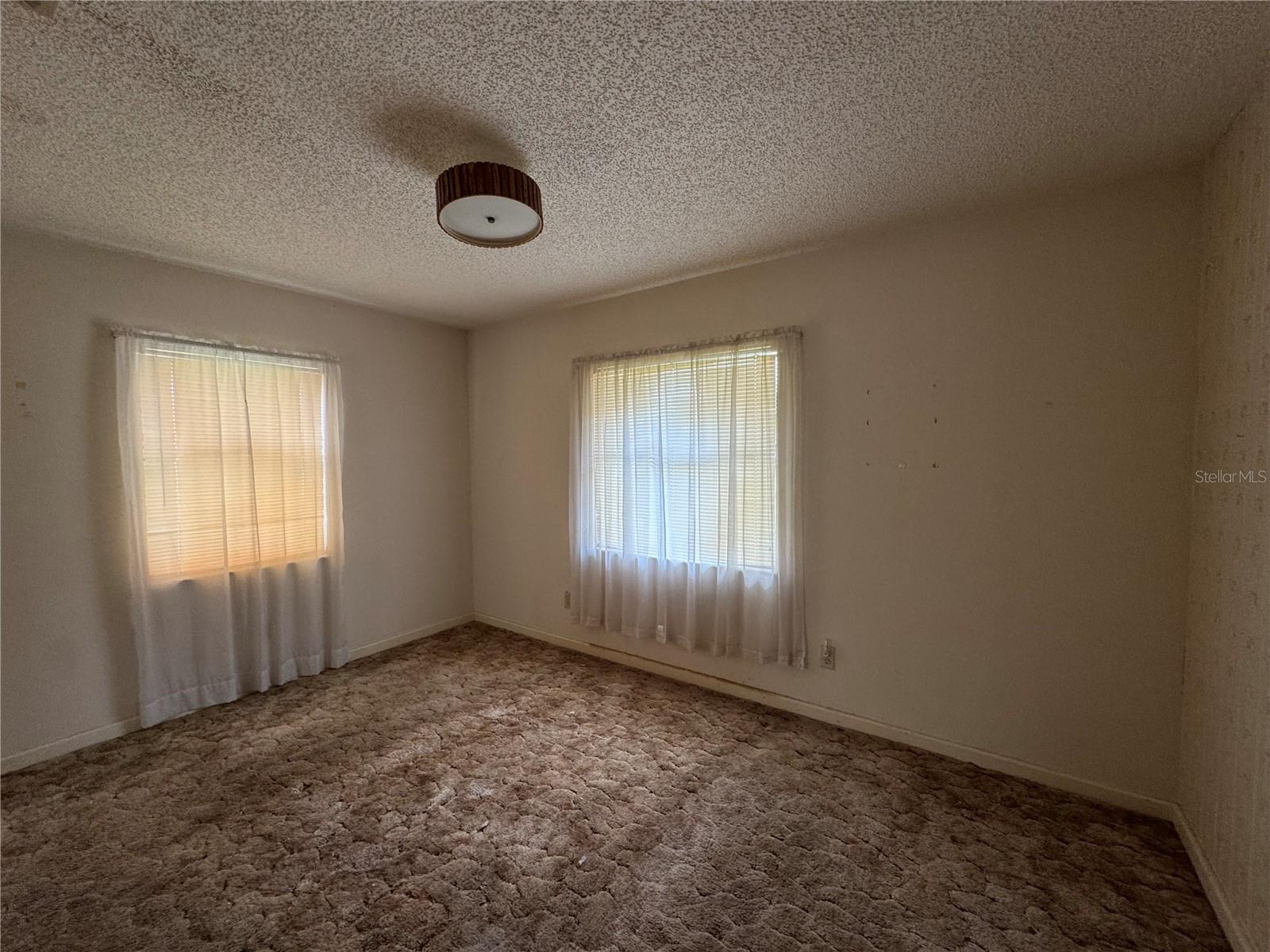 Image 30 of 33 For 5407 Knights Griffin Road