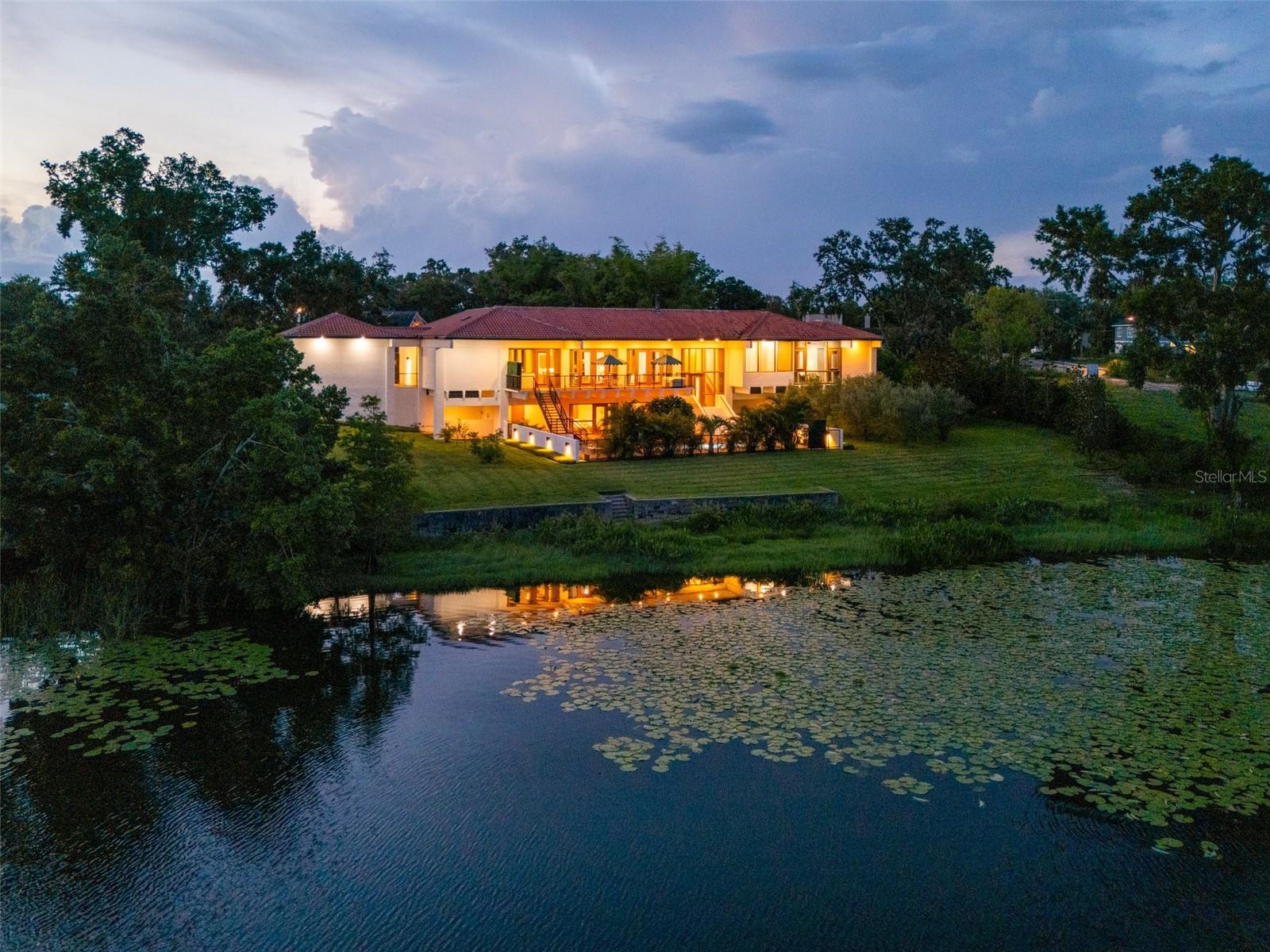 Details for 950 Lake Otis Drive Se, WINTER HAVEN, FL 33880
