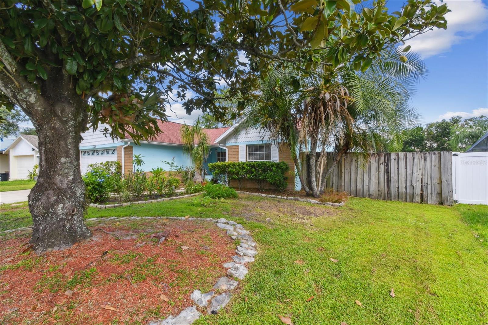 Image 3 of 33 For 1726 Jillian Road