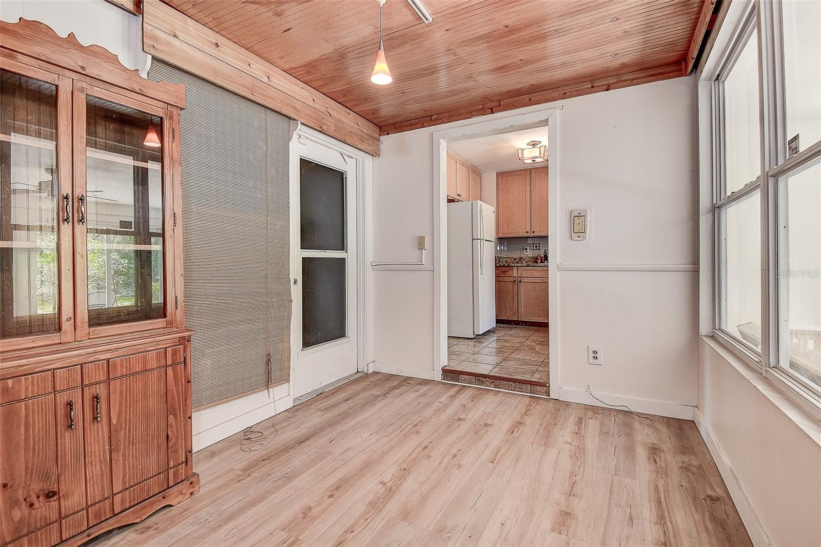Image 13 of 41 For 1825 San Mateo Drive