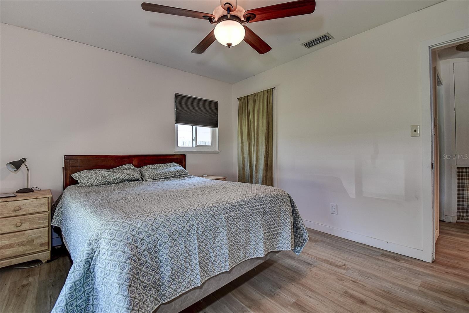 Image 15 of 41 For 1825 San Mateo Drive