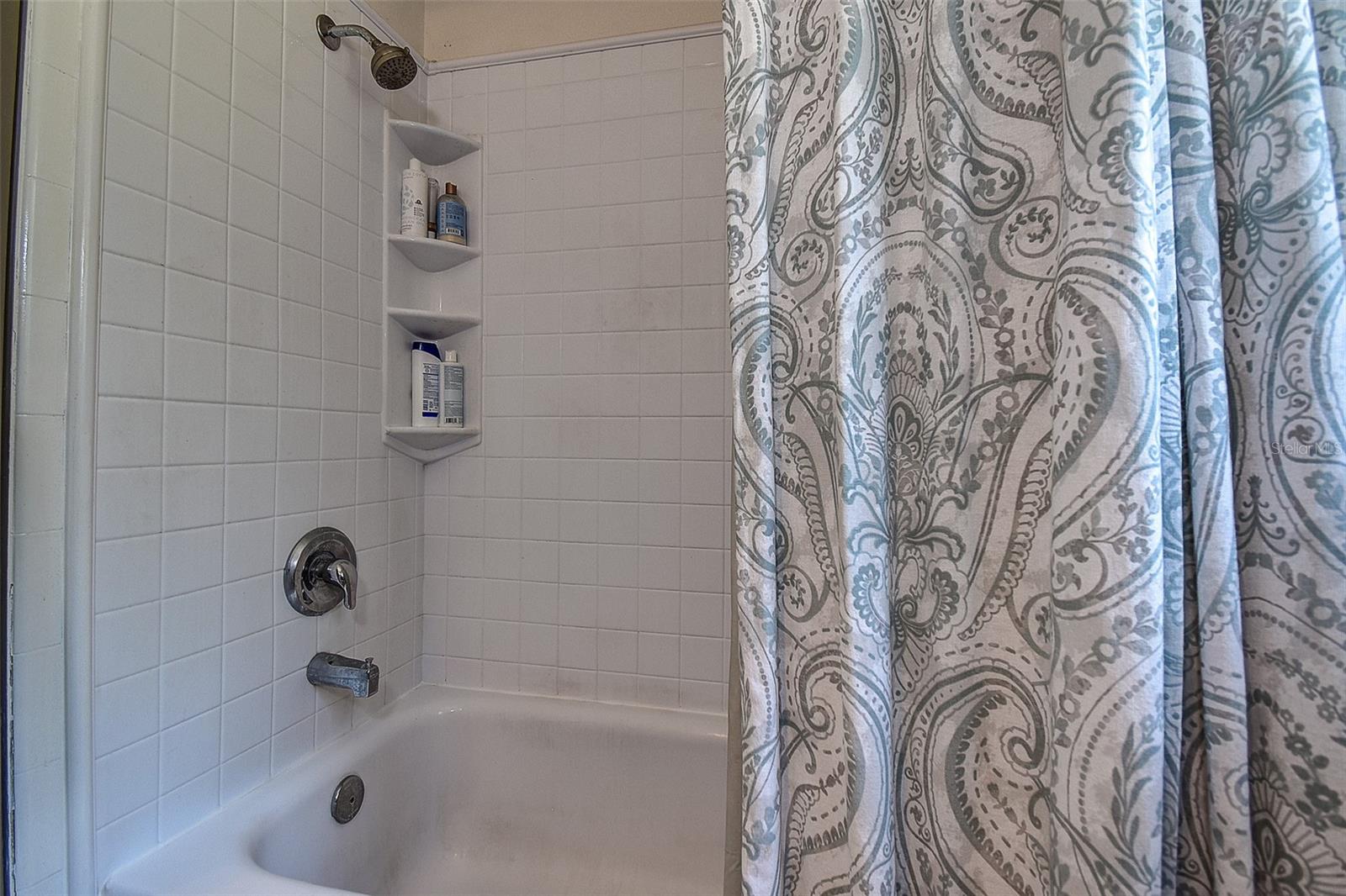 Image 19 of 41 For 1825 San Mateo Drive