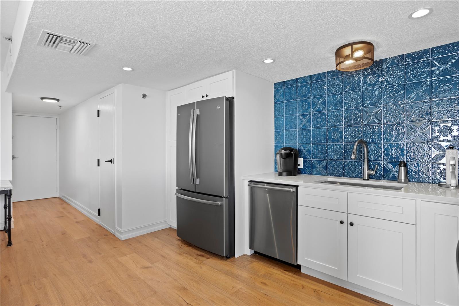 Image 12 of 56 For 3301 Bayshore Boulevard 2302e