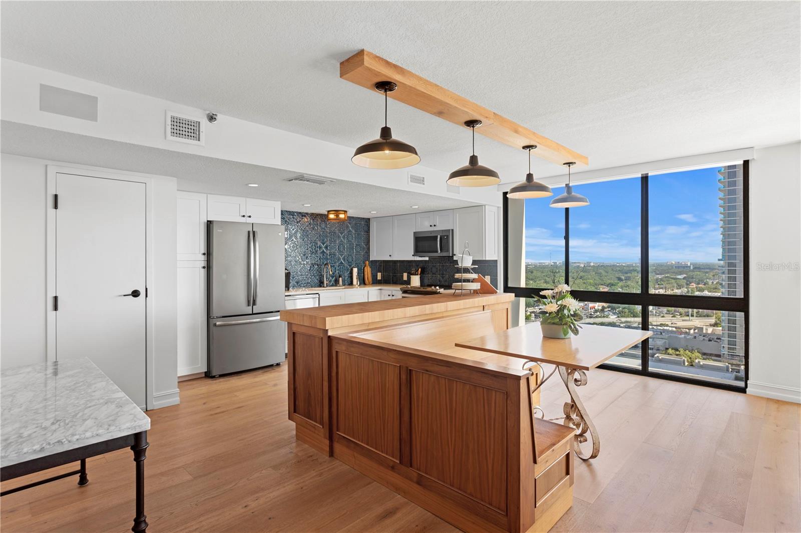 Image 15 of 56 For 3301 Bayshore Boulevard 2302e