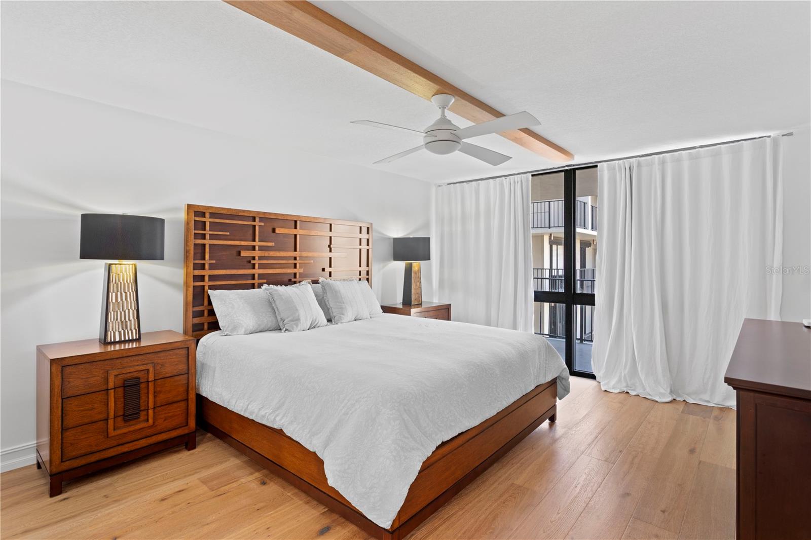 Image 18 of 56 For 3301 Bayshore Boulevard 2302e