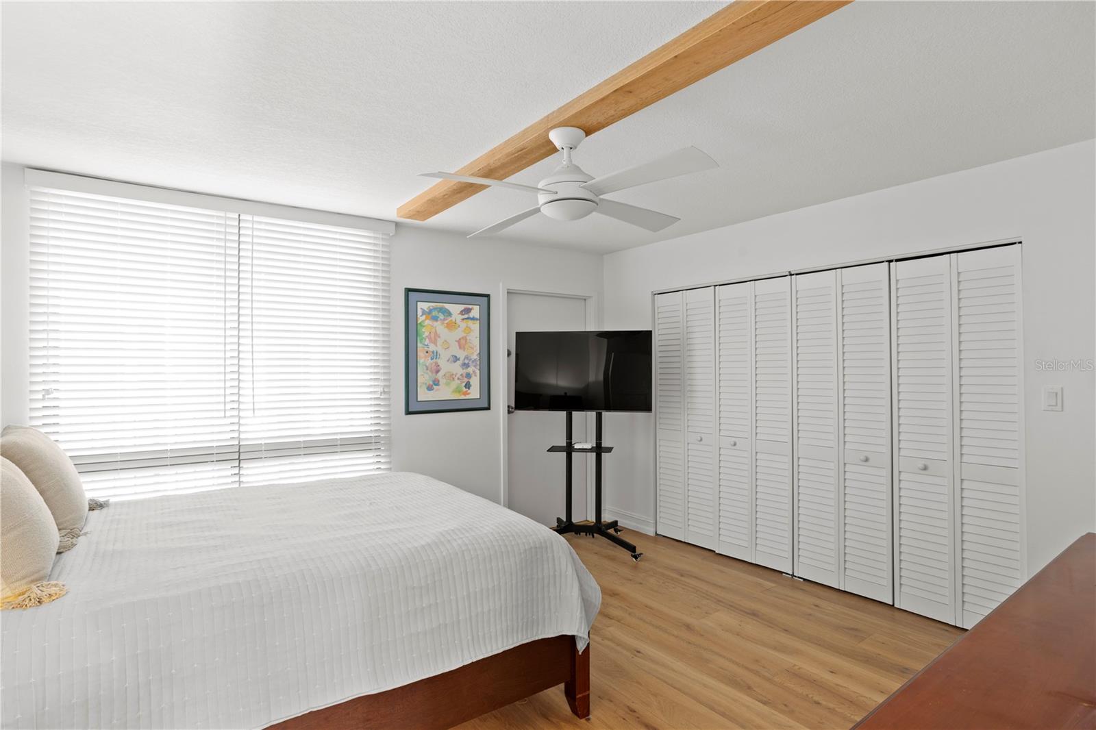 Image 23 of 56 For 3301 Bayshore Boulevard 2302e