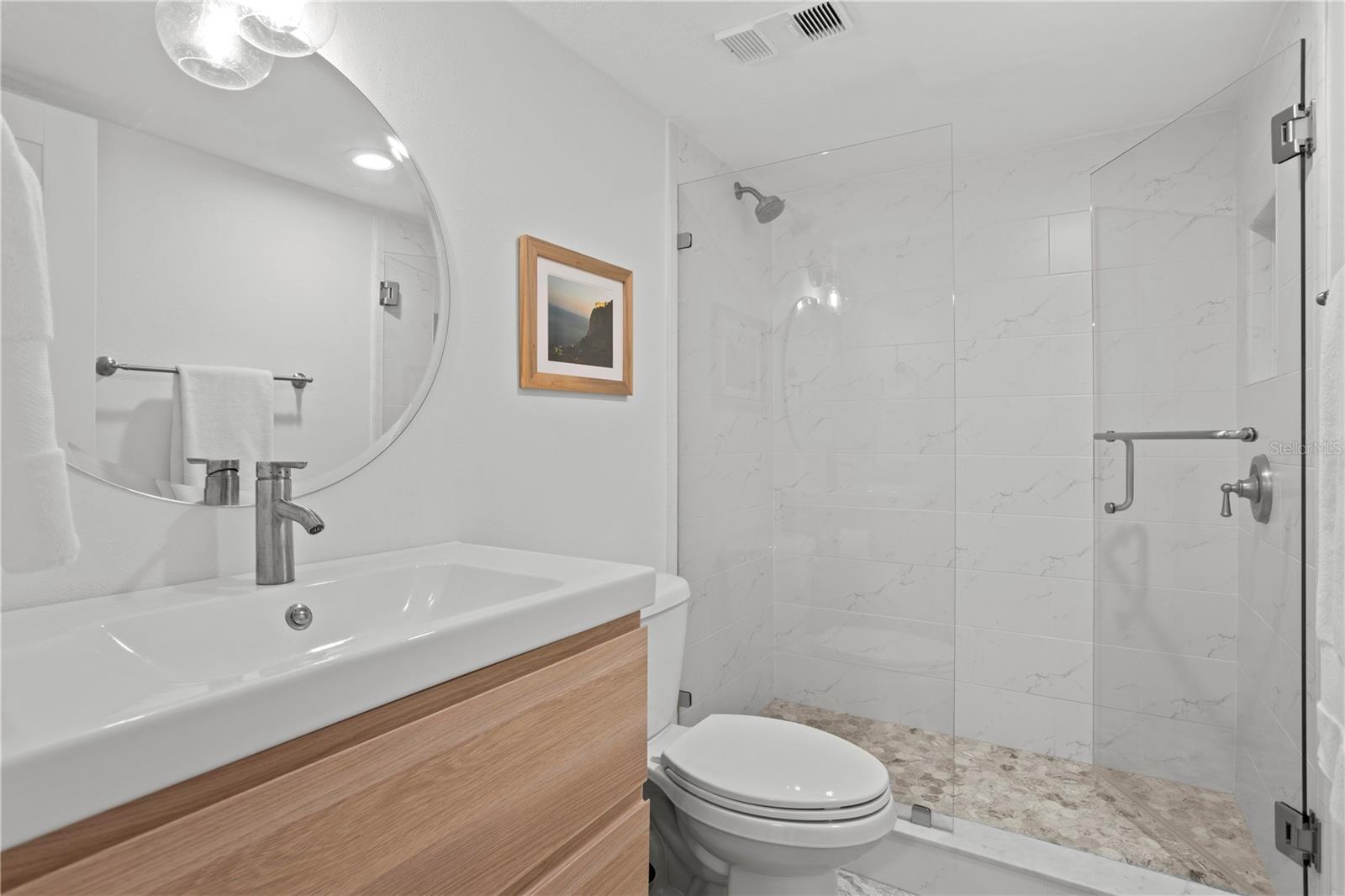 Image 25 of 56 For 3301 Bayshore Boulevard 2302e