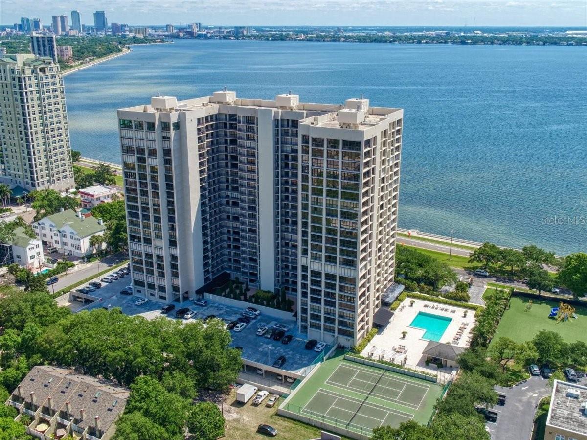 Image 50 of 56 For 3301 Bayshore Boulevard 2302e