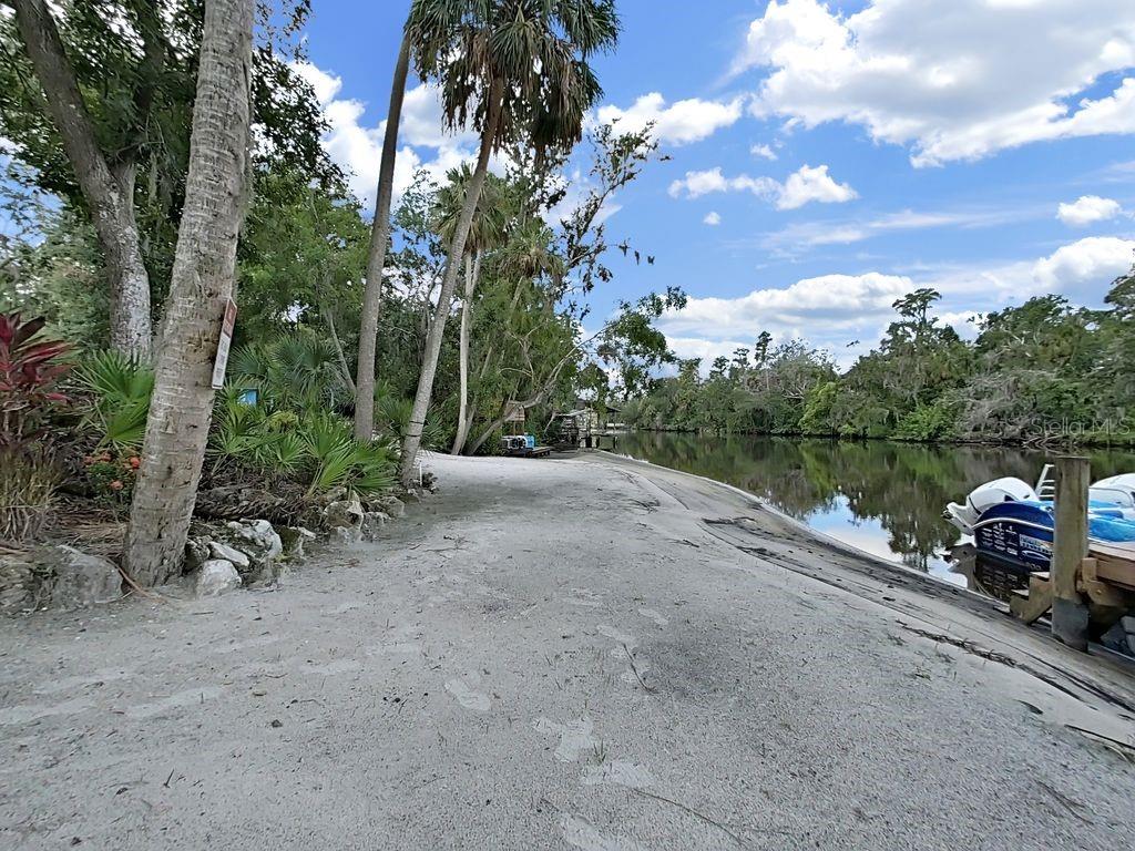 Image 79 of 94 For 11554 Monette Road