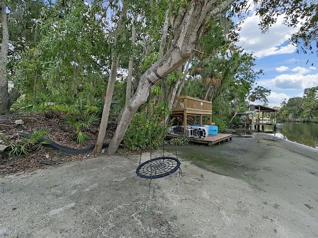 Image 81 of 94 For 11554 Monette Road