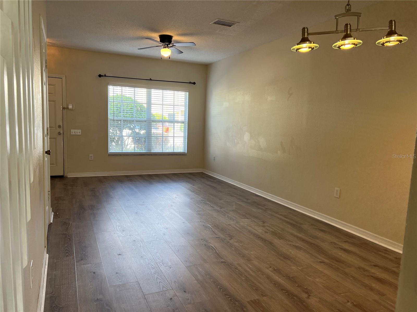 Image 11 of 34 For 1308 Costa Mesa Drive