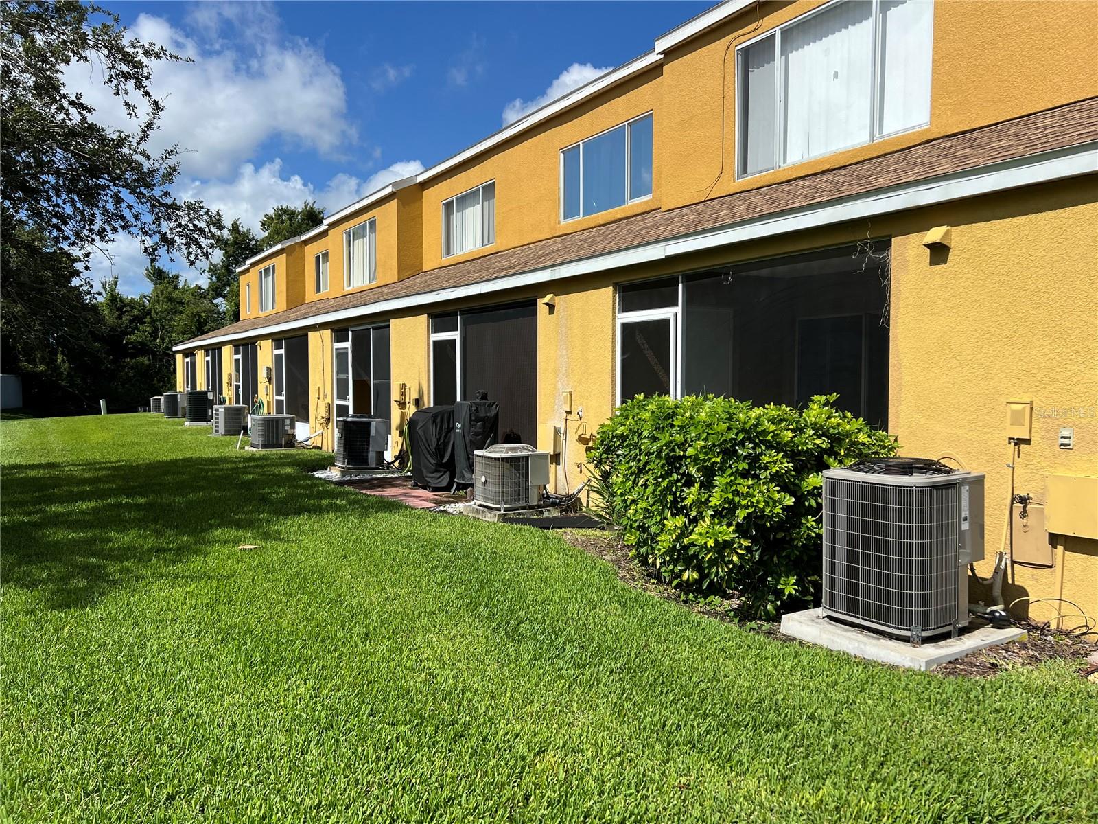 Image 13 of 34 For 1308 Costa Mesa Drive