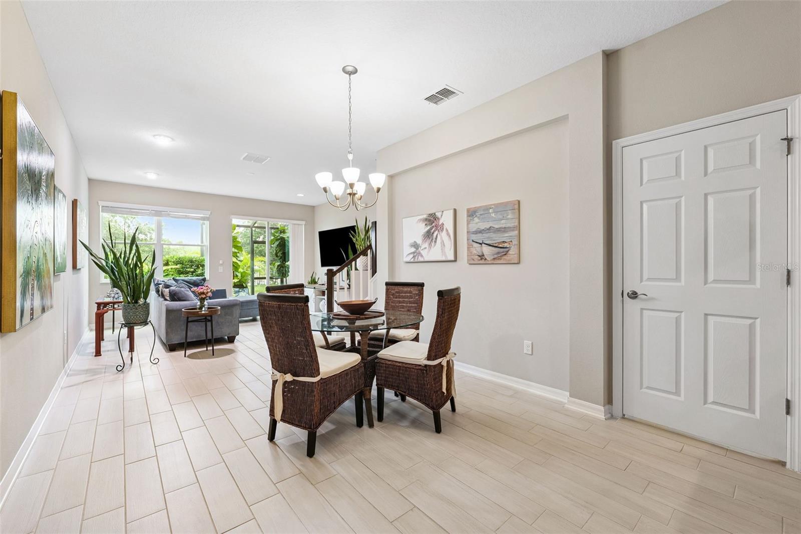 Image 14 of 36 For 29929 Southwell Lane