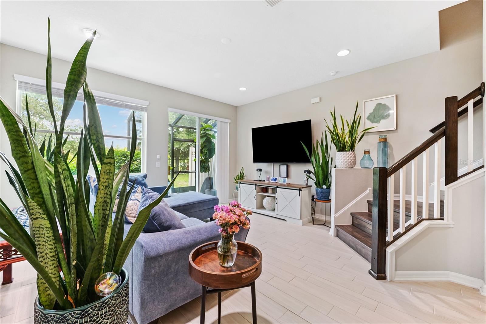 Image 16 of 36 For 29929 Southwell Lane