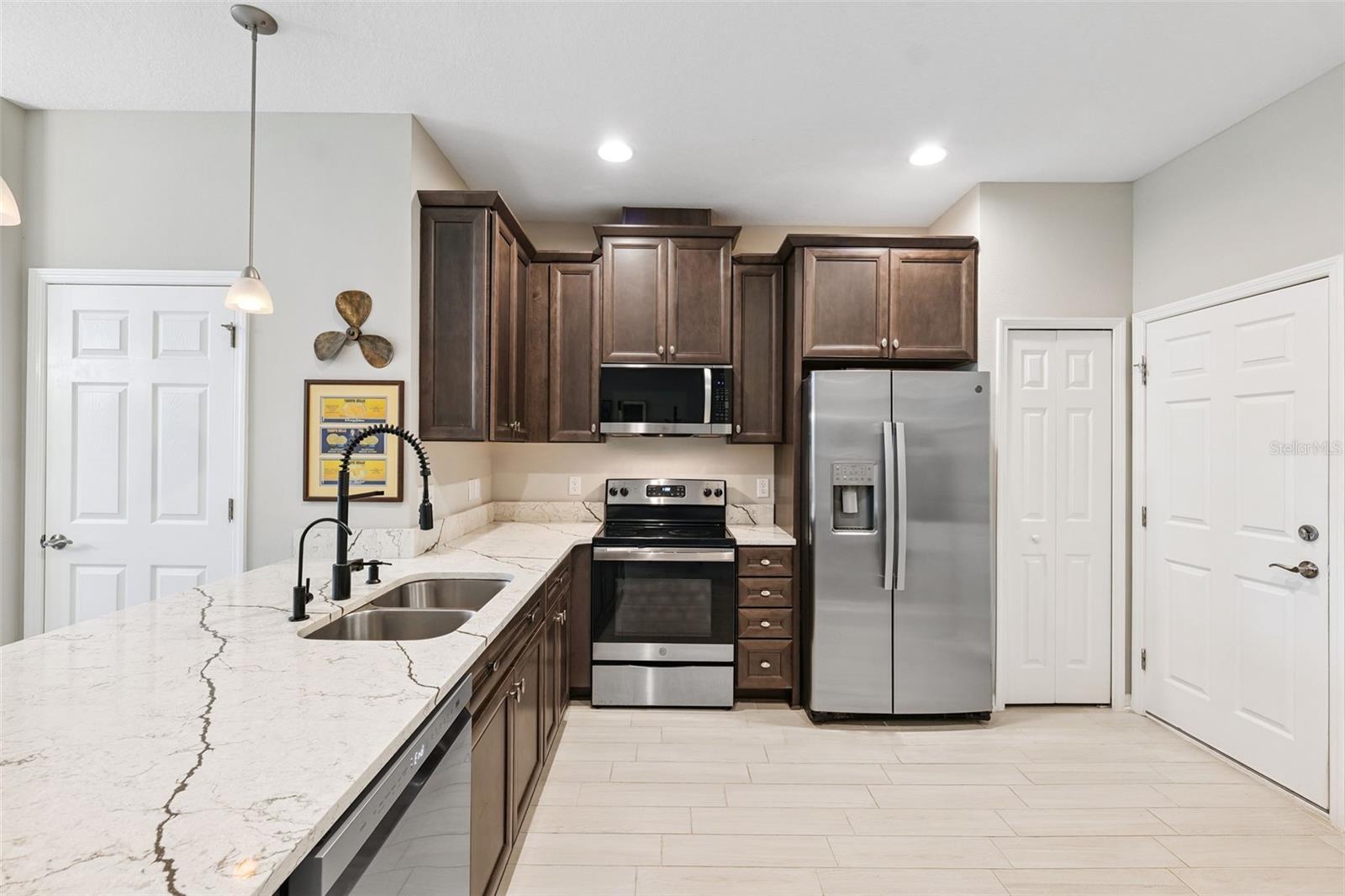 Image 5 of 36 For 29929 Southwell Lane