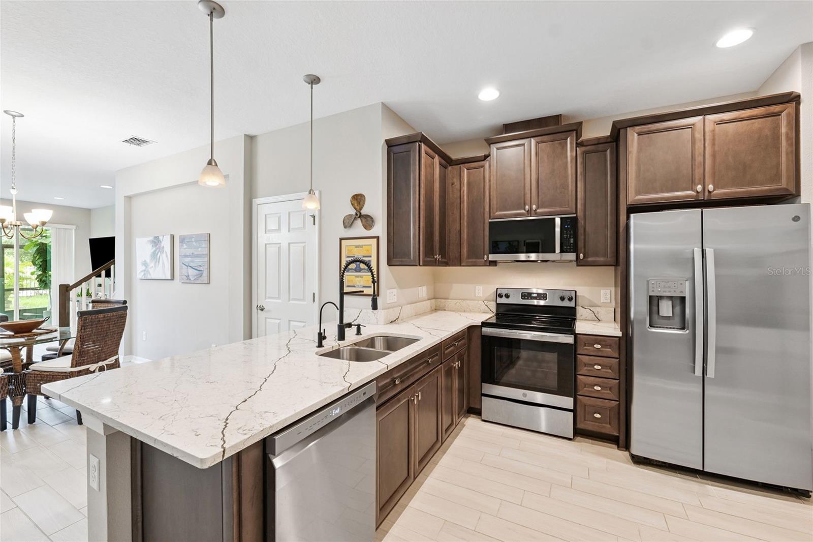 Image 6 of 36 For 29929 Southwell Lane