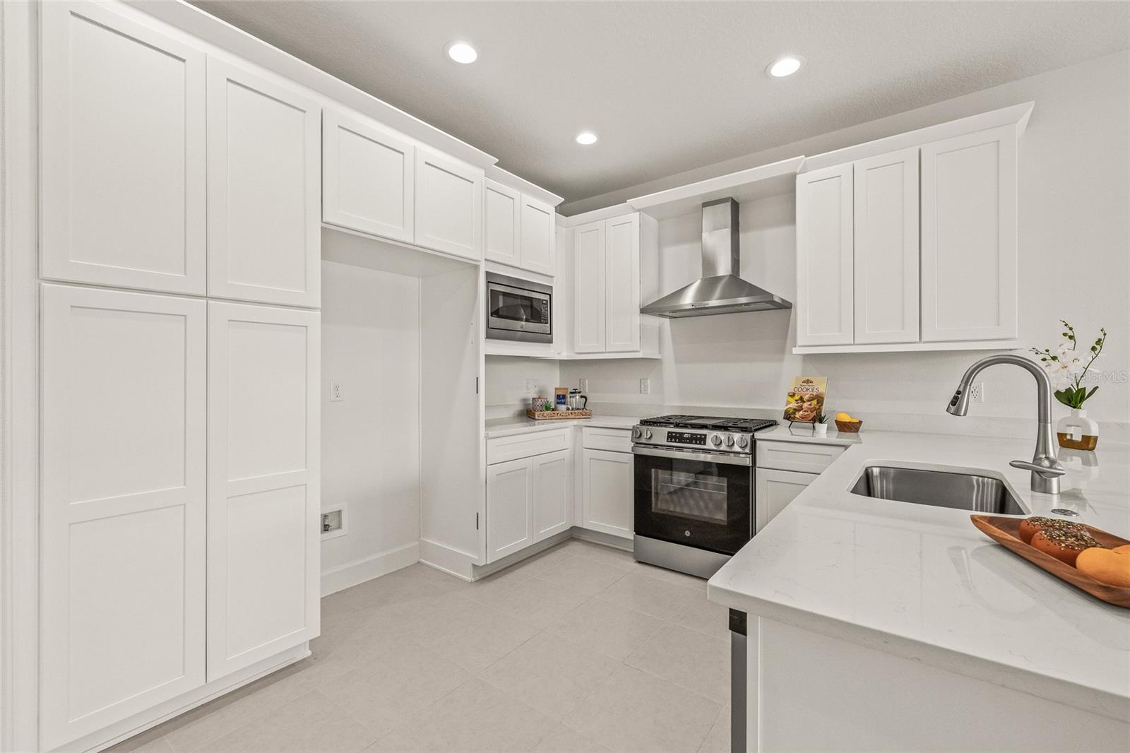 Image 13 of 47 For 32565 Veneto Place