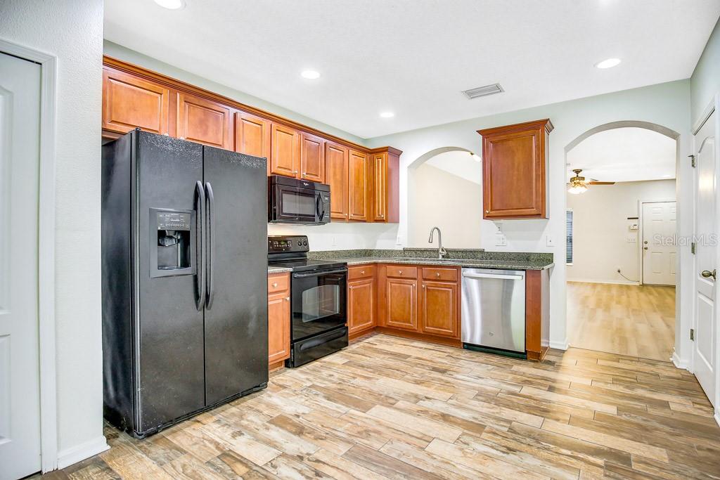 Image 7 of 22 For 15867 Fishhawk View Drive