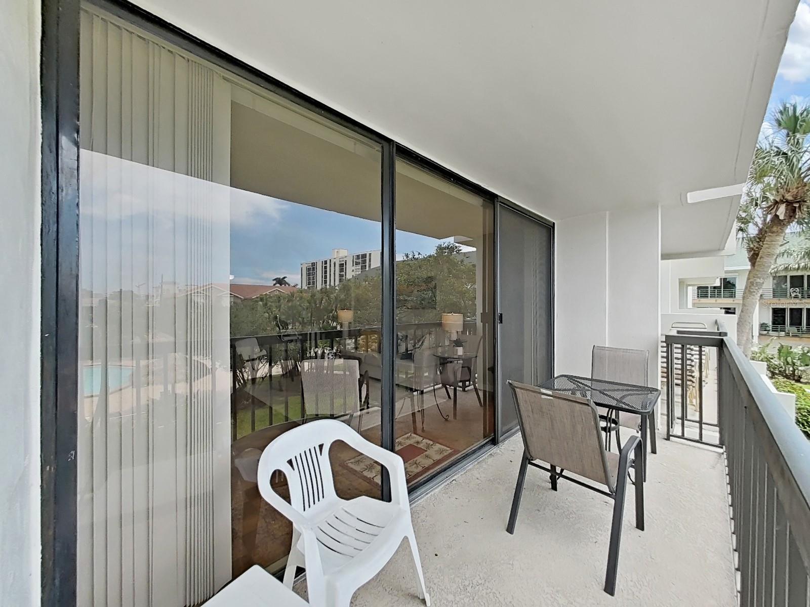 Image 15 of 44 For 400 Island Way 203