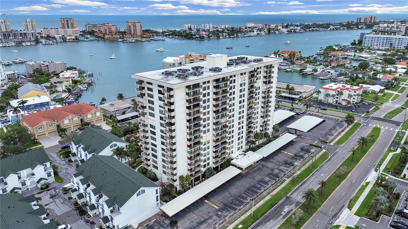 Image 38 of 44 For 400 Island Way 203