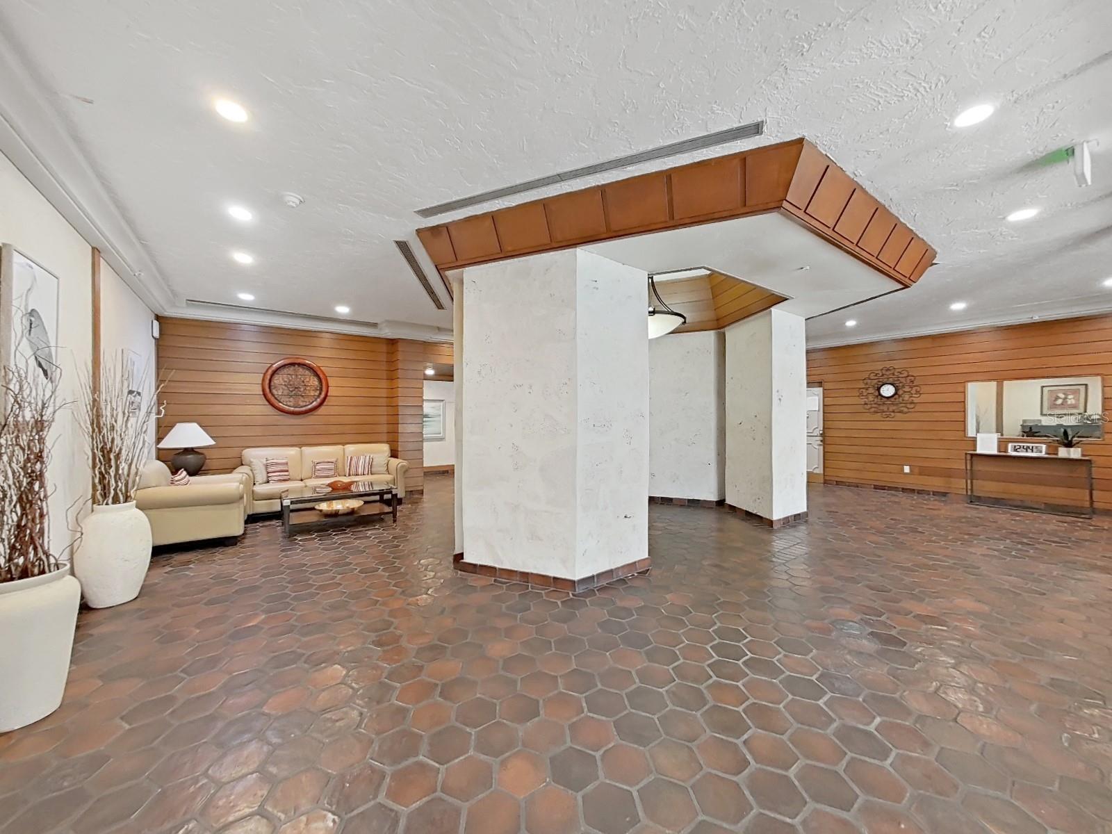 Image 41 of 44 For 400 Island Way 203