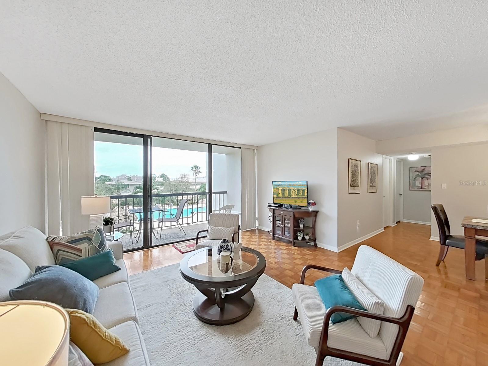 Image 8 of 44 For 400 Island Way 203