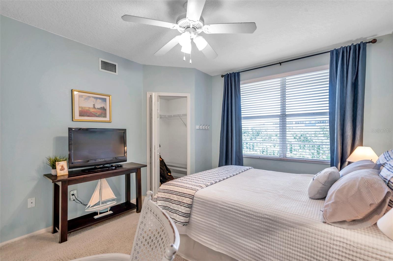 Image 22 of 44 For 1200 Country Club Drive 6302