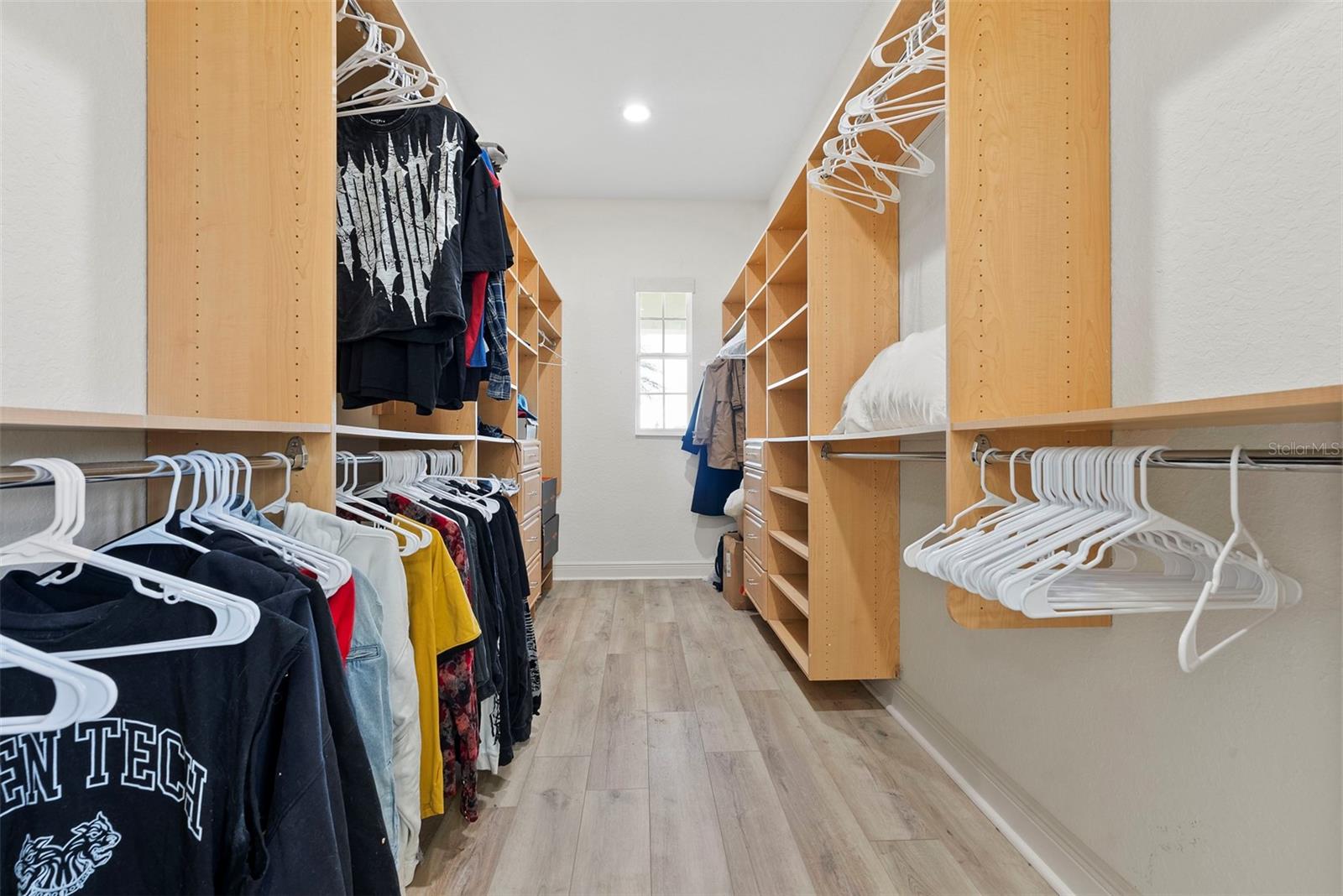 Image 41 of 47 For 6123 Yeats Manor Drive