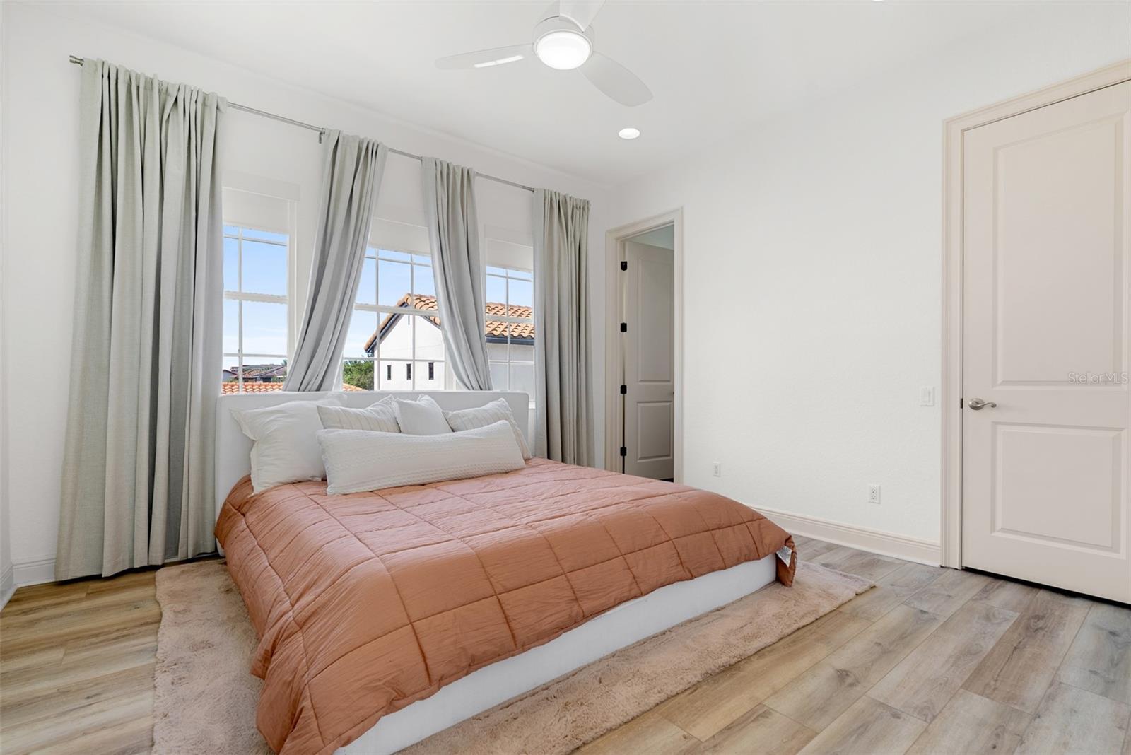 Image 42 of 47 For 6123 Yeats Manor Drive