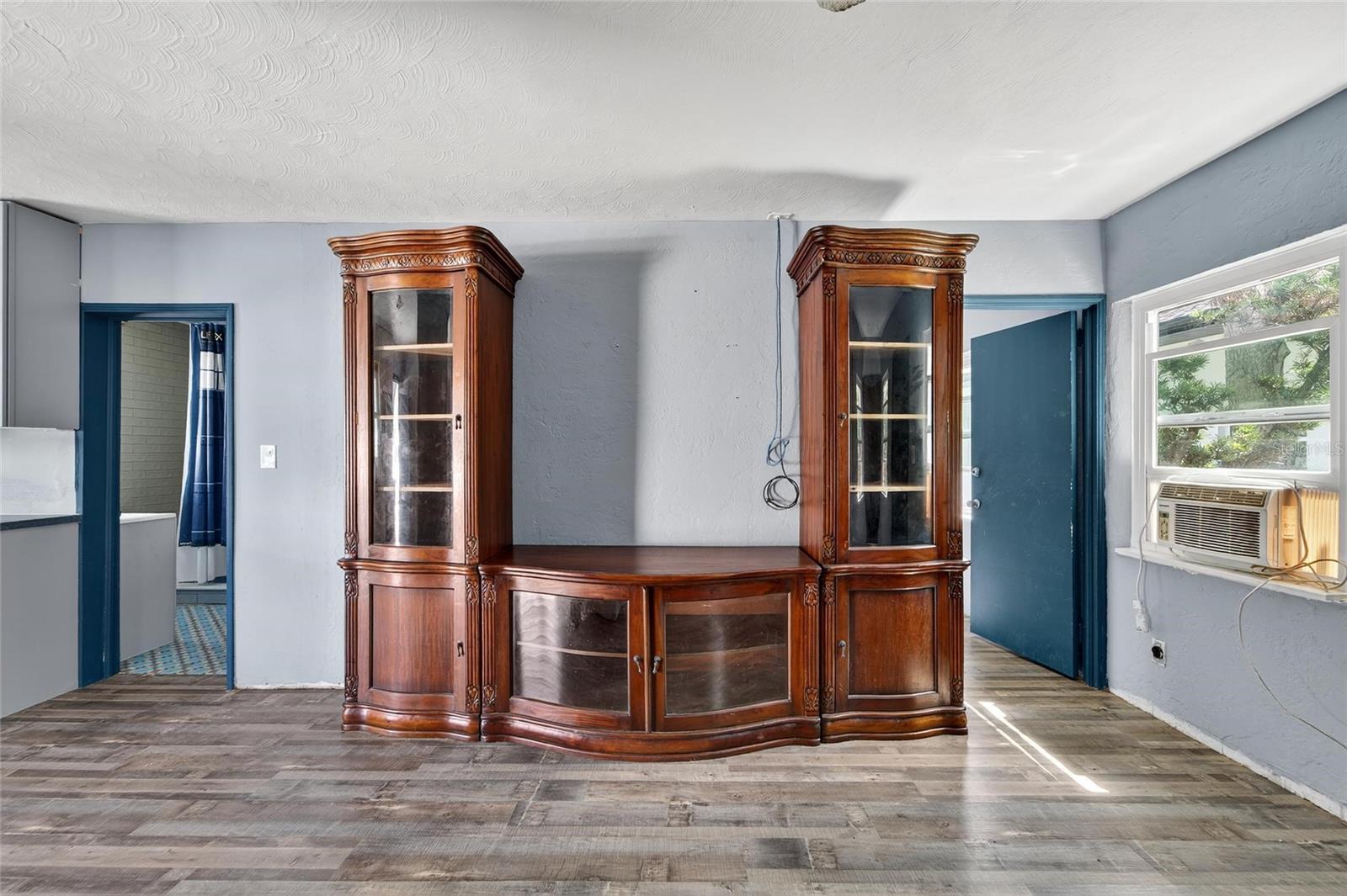 Image 22 of 41 For 5021 9th Avenue S